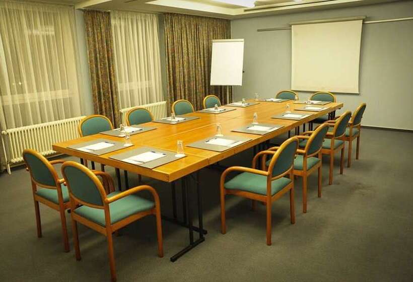 ホテル Good Morning Halle Leipzig