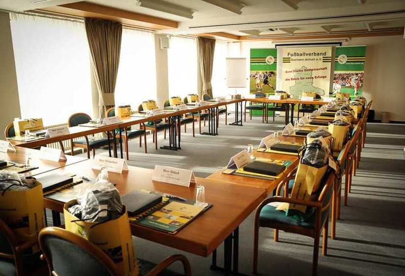 ホテル Good Morning Halle Leipzig