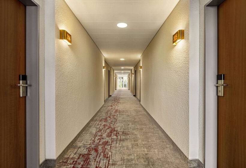 ホテル Good Morning Halle Leipzig