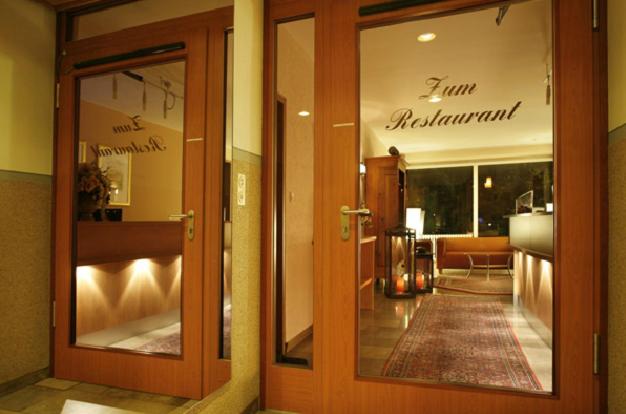 Отель Restaurant Esbach Hof