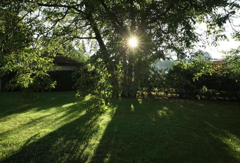 Отель Restaurant Esbach Hof