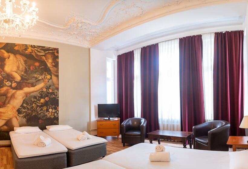 هتل Safestay Berlin Kurfurstendamm