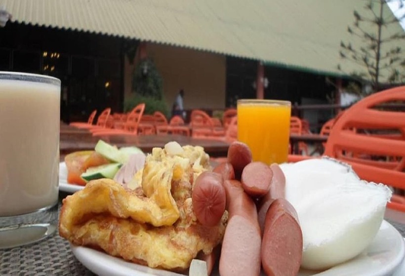 هتل Senegambia Beach