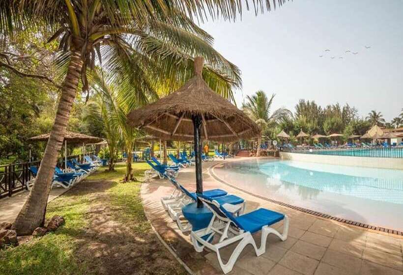 هتل Senegambia Beach