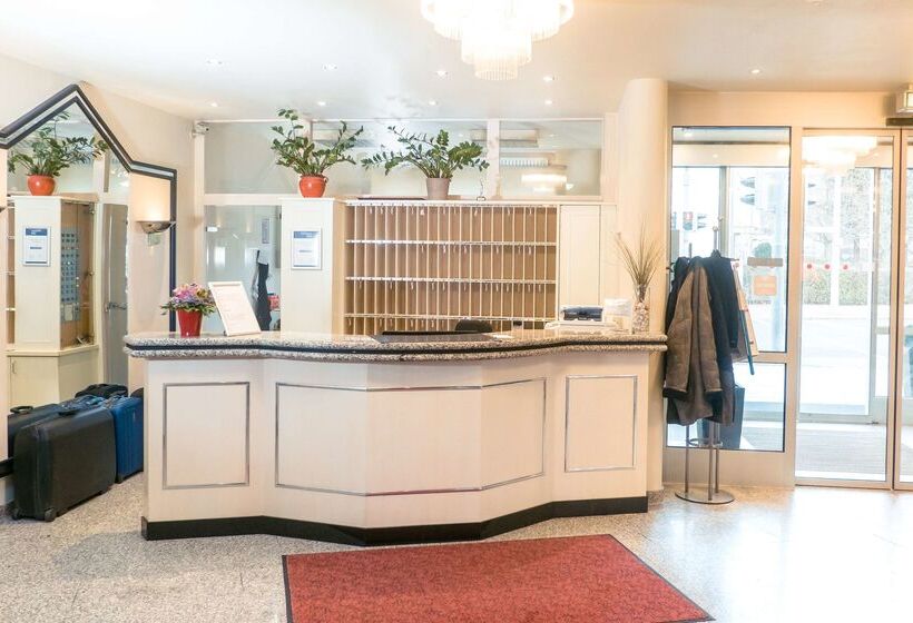 호텔 Stuttgart Sindelfingen City By Tulip Inn