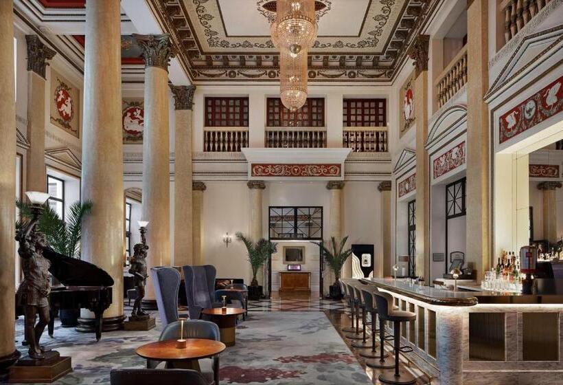 هتل Tbilisi Marriott