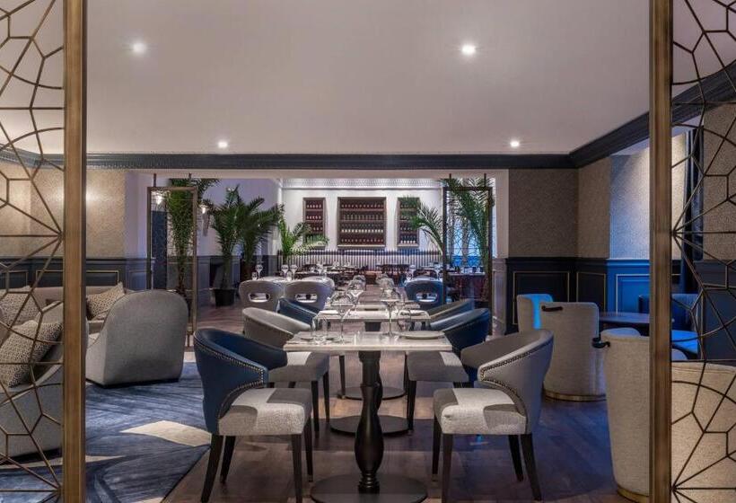 هتل Tbilisi Marriott