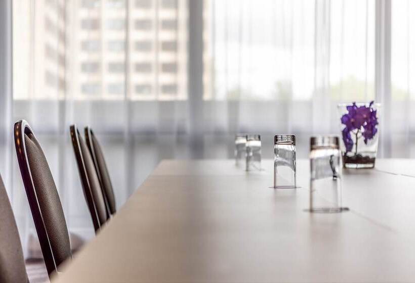 Отель The Westin Grand Munich