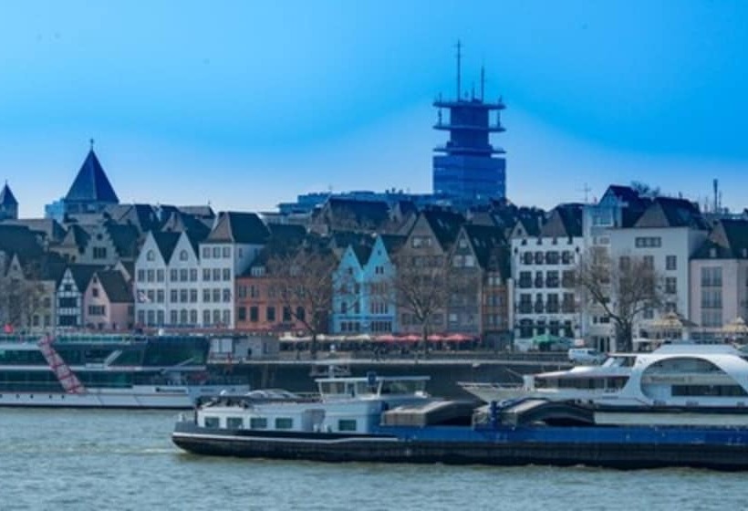 Отель Und Restaurant Lowenbrau Koln