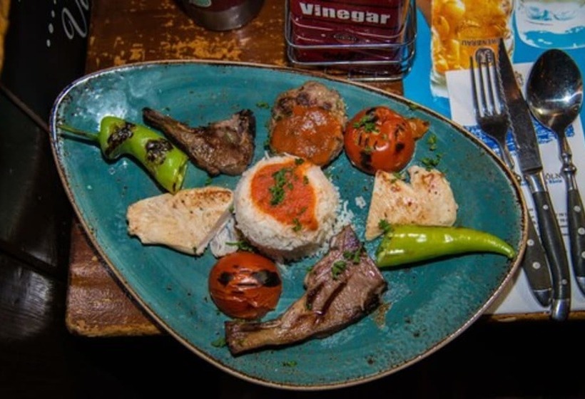 Отель Und Restaurant Lowenbrau Koln