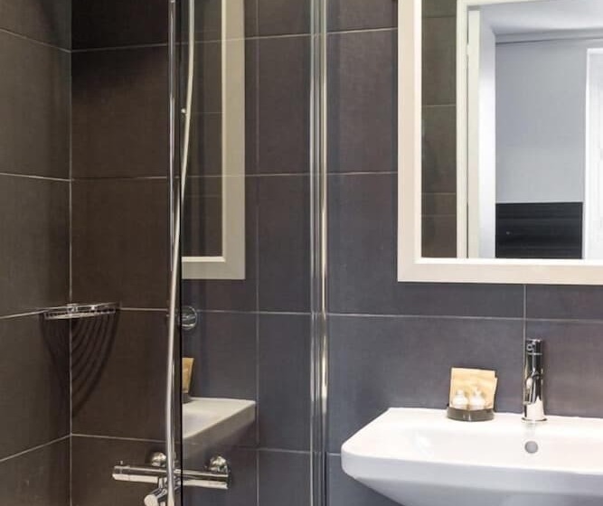 ホテル Victoria Chatelet