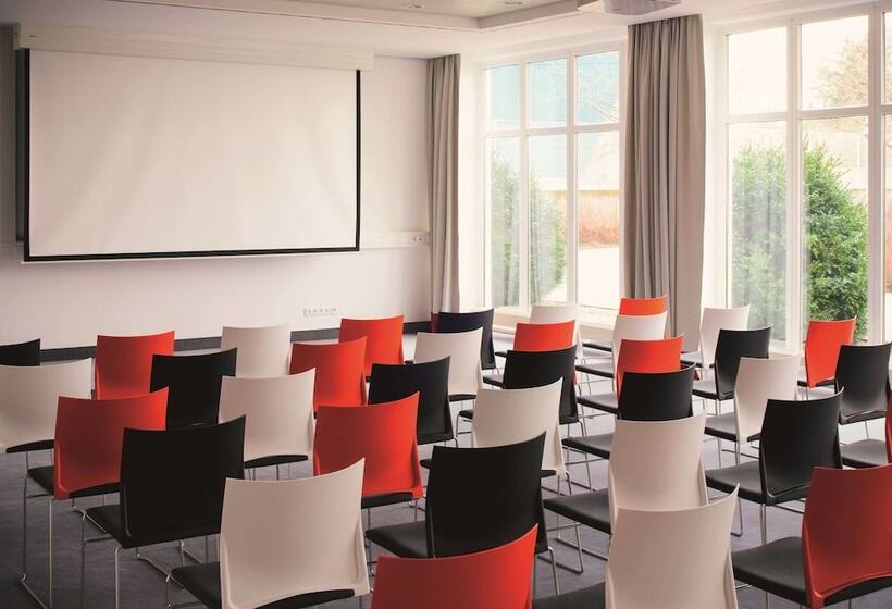 בית מלון כפרי Vienna House Easy By Wyndham Landsberg