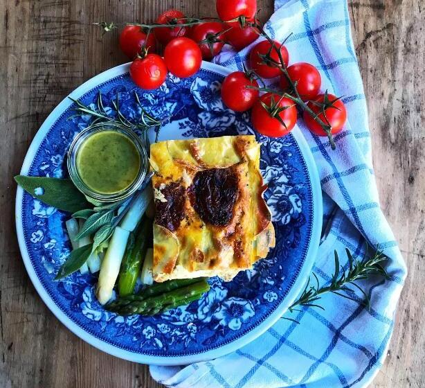 호텔 & Weinhaus Zum Schwarzen Bären