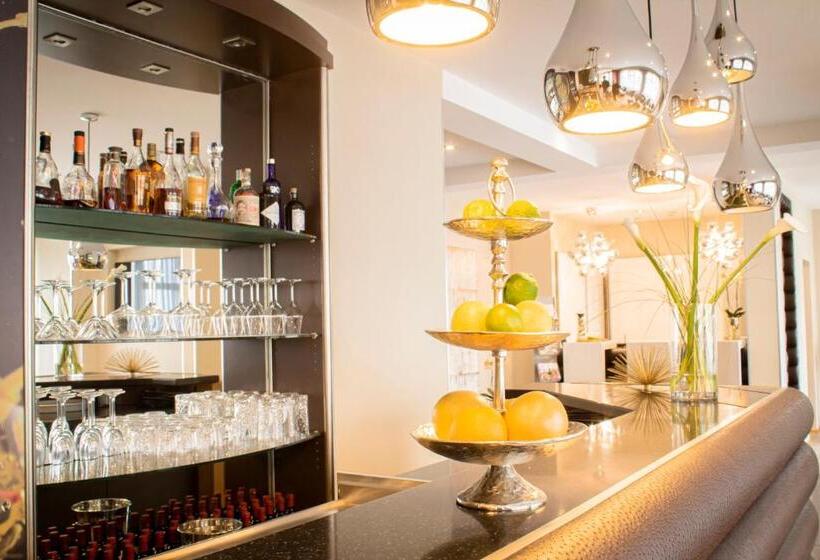 Arkade Hotel Am Theater