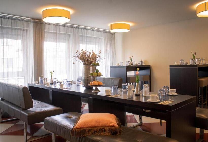 Arkade Hotel Am Theater