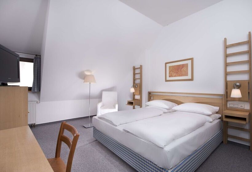 Отель Agneshof Nurnberg