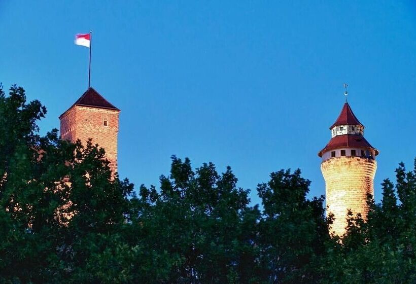 Отель Agneshof Nurnberg