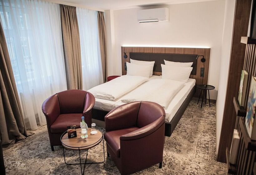 ホテル Alma Am Anger