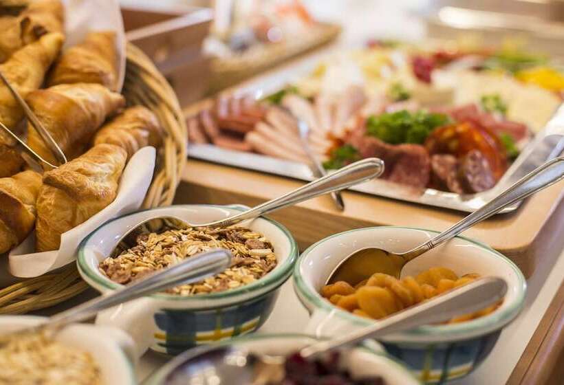 ホテル Alma Am Anger