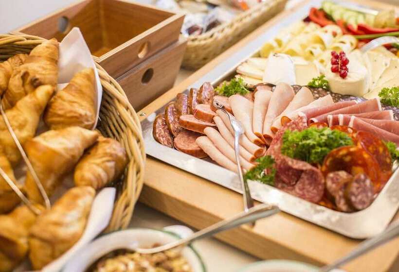 ホテル Alma Am Anger