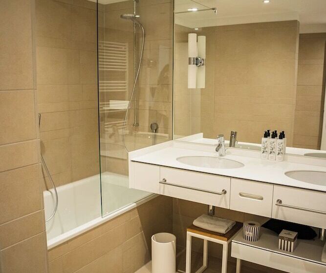 ホテル Alma Am Anger