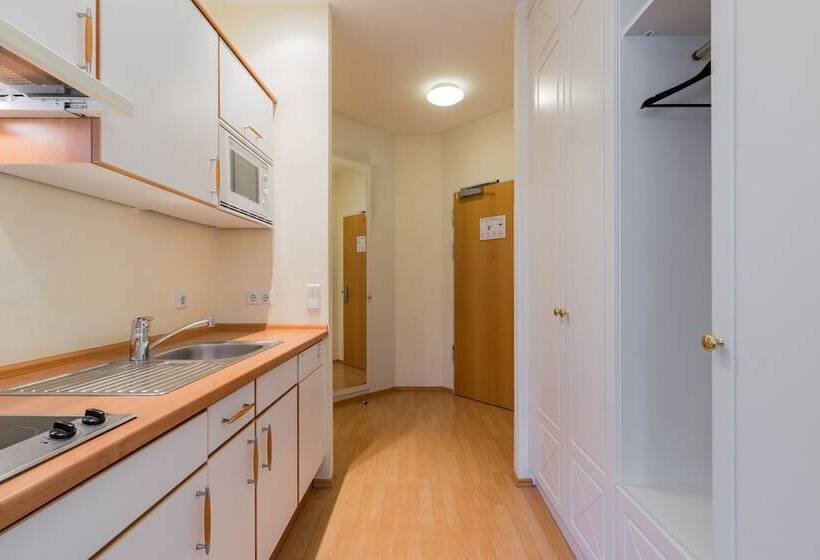 هتل Apartmenthaus Berlin Mitte