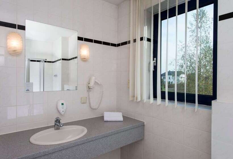 Отель Days Inn By Wyndham Leipzig Messe