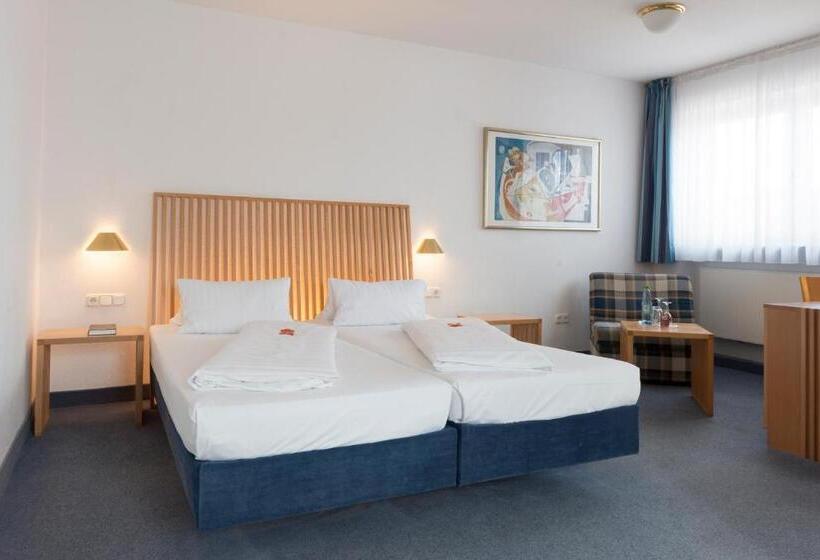 فندق Gasthof Zum Storch