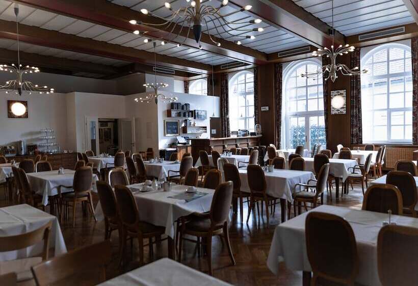 فندق Gasthof Zum Storch