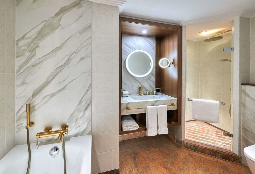 호텔 Hilton Frankfurt City Centre