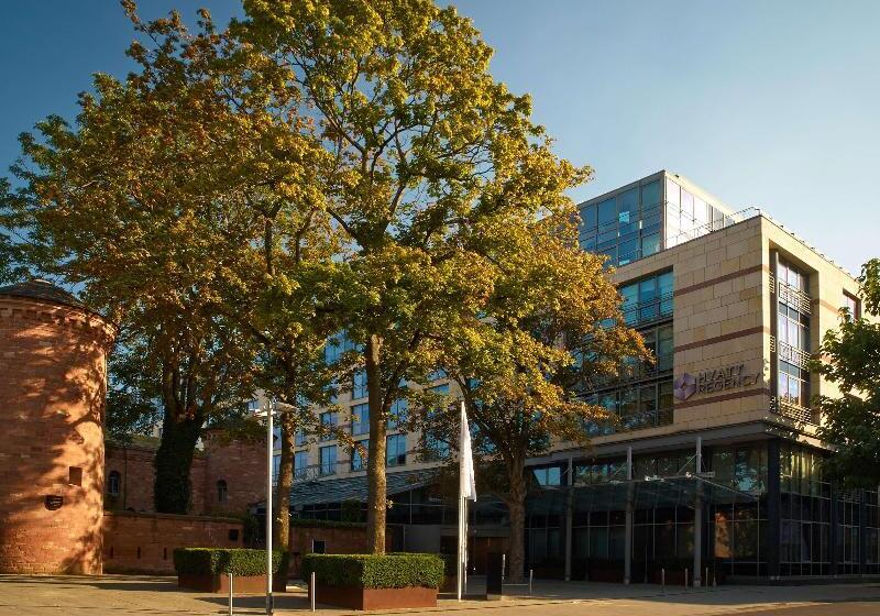 בית מלון כפרי Hyatt Regency Mainz