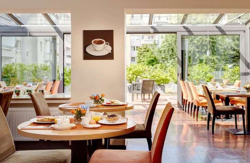 Отель Imperial Düsseldorf   Sure Collection By Best Western