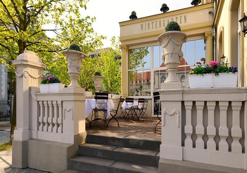 Отель Kaiserin Augusta