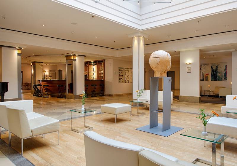 Отель Kaiserin Augusta