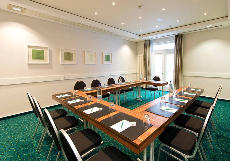 Отель Kaiserin Augusta