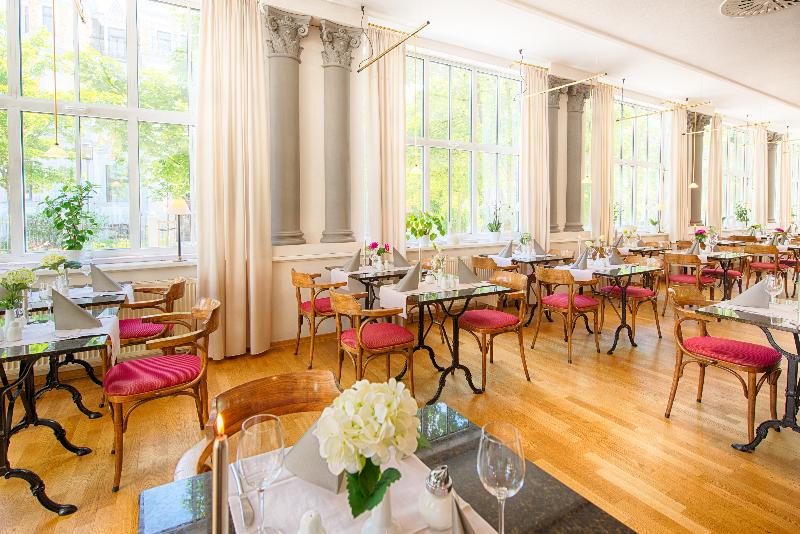 Отель Kaiserin Augusta