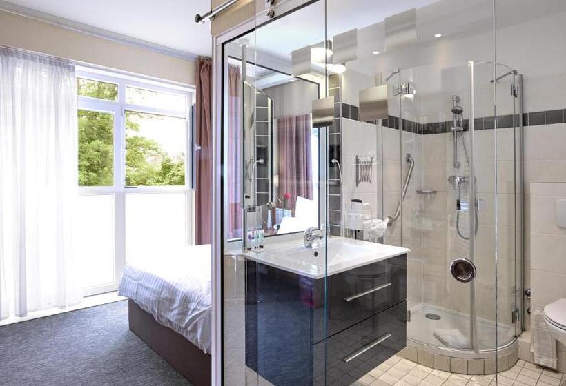 هتل Kleiner Riesen