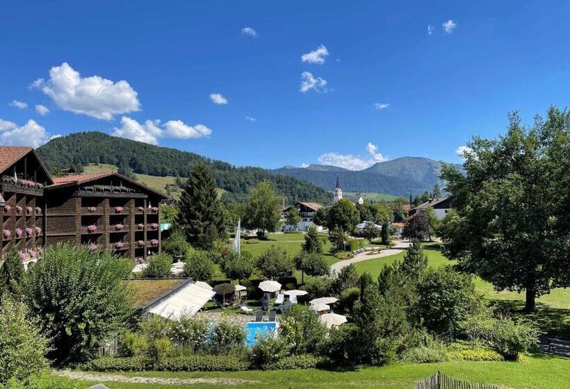 Lindner Hotel Oberstaufen Parkhotel, Part Of Jdv By Hyatt