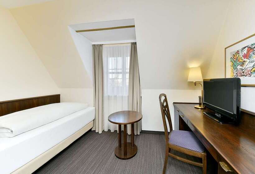 ホテル Klösterle Nördlingen