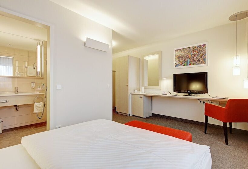 酒店 Schwanen Stuttgart Airport/messe