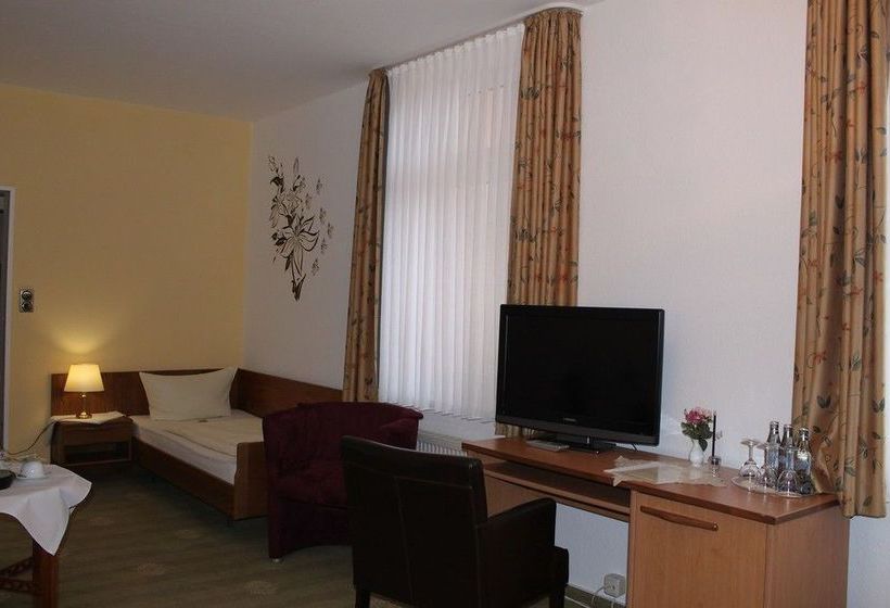 ホテル Stadt Norden