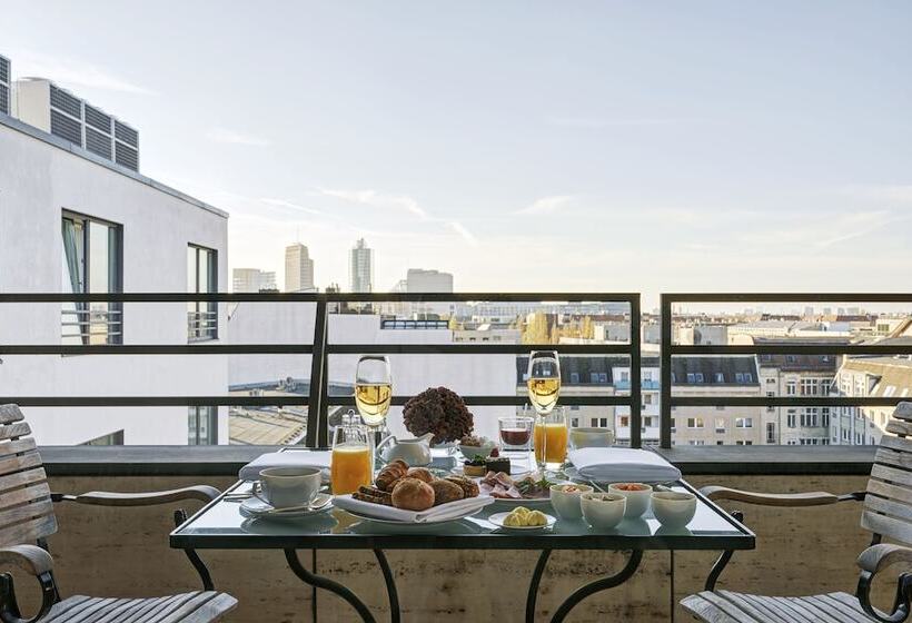 ホテル The Mandala Suites