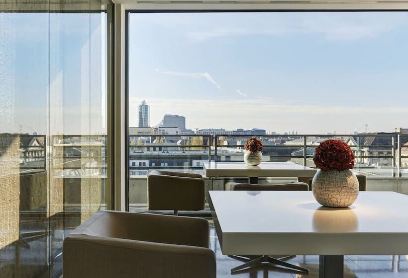 ホテル The Mandala Suites