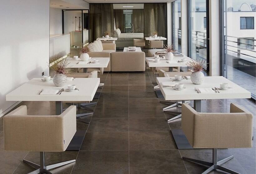 ホテル The Mandala Suites