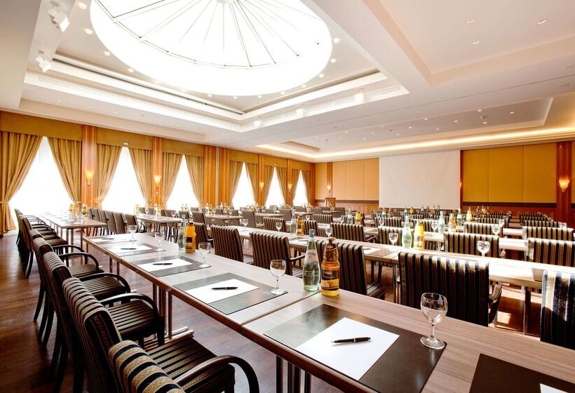 בית מלון כפרי Vienna House By Wyndham Sonne Rostock