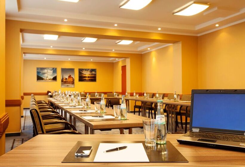 בית מלון כפרי Vienna House By Wyndham Sonne Rostock