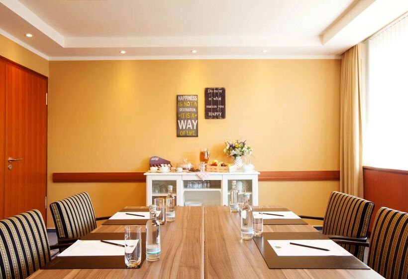 בית מלון כפרי Vienna House By Wyndham Sonne Rostock