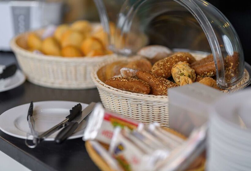 酒店 Ambiente Langenhagen Hannover By Tulip Inn