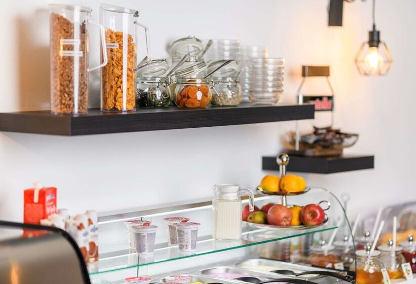 هتل Ambiente Langenhagen Hannover By Tulip Inn