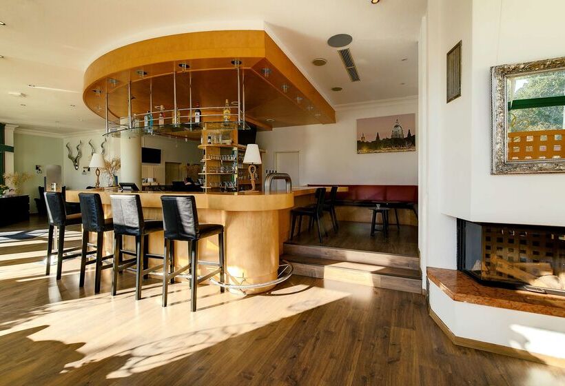 هتل Ambiente Langenhagen Hannover By Tulip Inn